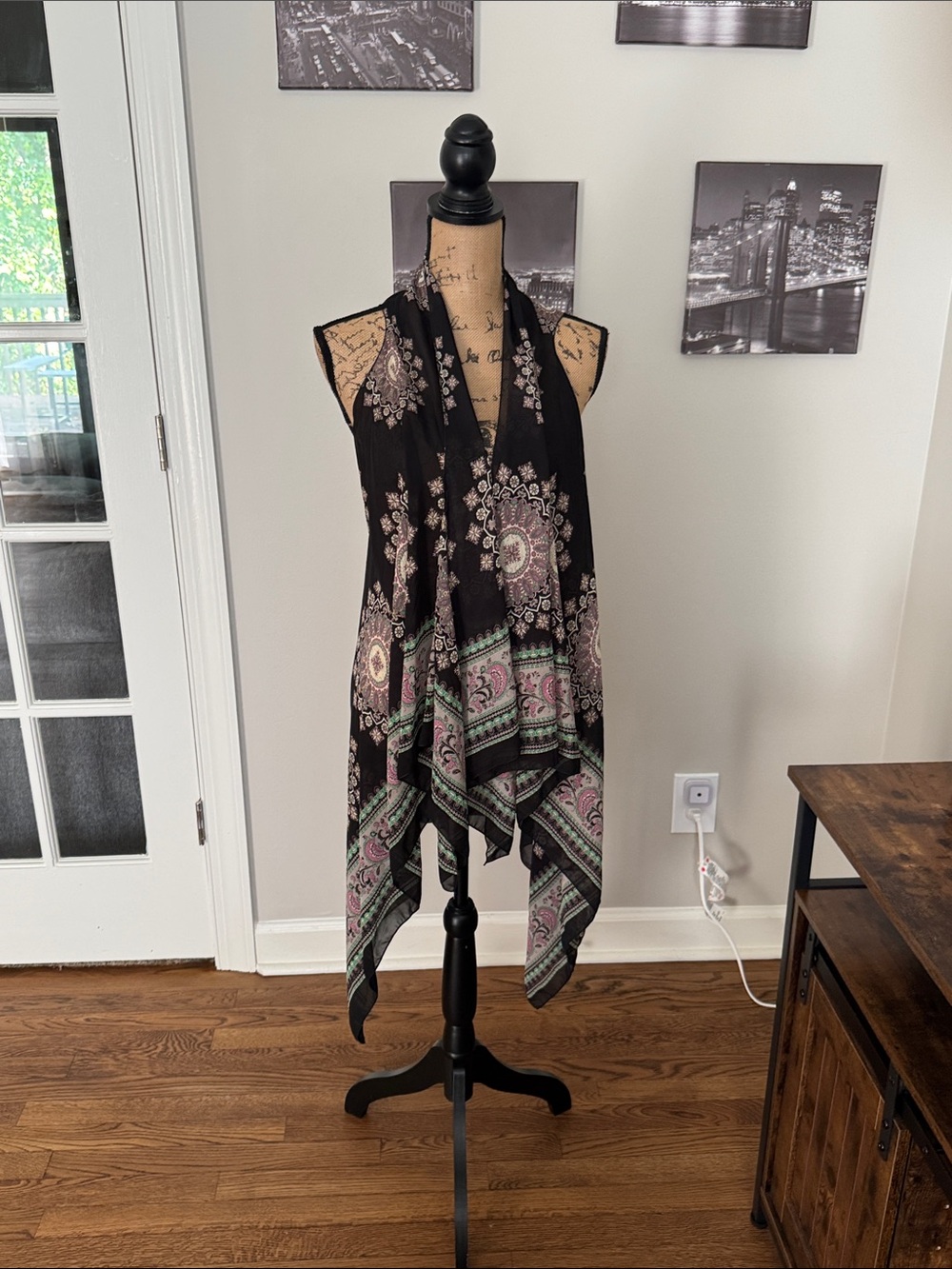 Women's Black Printed top